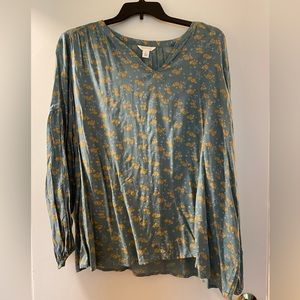 Woman’s plus size top